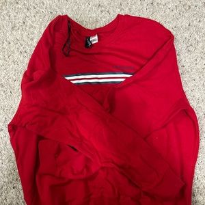 H&M red shirt size ( L)